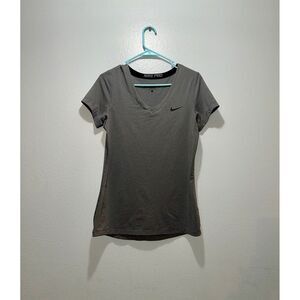 Nike Pro Gray V Neck Short Sleeve Fitted Training Top Womens Large NO FLAWS/NWOT